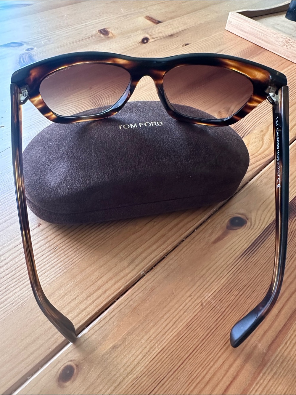 Tom Ford®️ Tortoise Framed “CELINA”Havana Sunglasses • EUC - Picture 8 of 15
